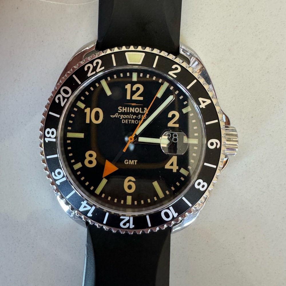 Shinola “The Rambler GMT” - 44 mm